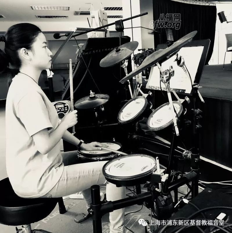 张晓霞